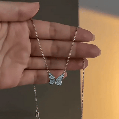 Set Mariposa Luminosa: Collar + Pulsera + Pendientes
